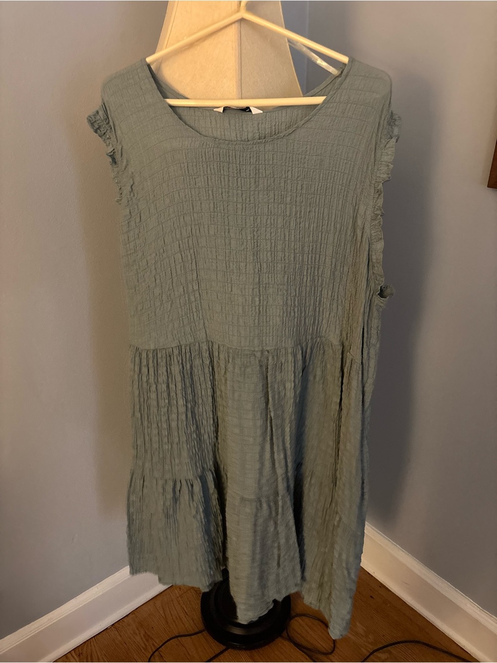Sonoma Sleeveless Tiered Crinkle Midi Dress in Sage